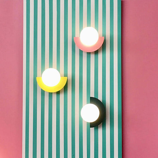 AuraGlass | Elegant Modern Minimalist Wall Sconce Light for Stylish Interiors 1