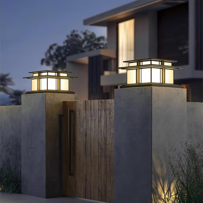 BoilynLight | Durable Elegant Outdoor Pillar Light for Garden and Pathways 3
