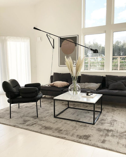 BowLift | Elegant Adjustable Industrial Wall Sconce Lighting for Indoor Use 3