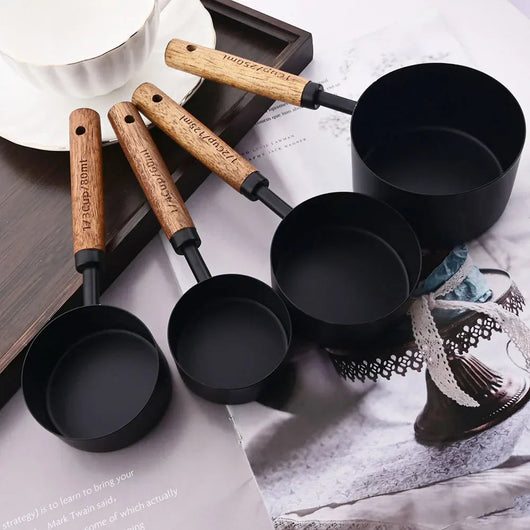 BowLift | Elegant Stainless Steel Measuring Cups and Spoons Set - 8 Piece 5