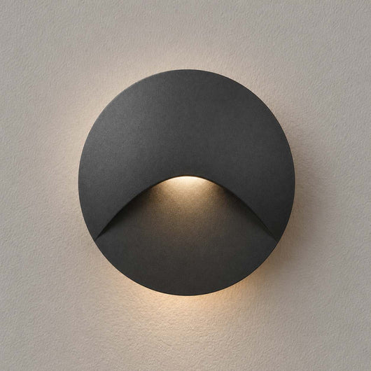 BowLift | Modern Waterproof Outdoor Wall Light Fixture with LED Illumination 70