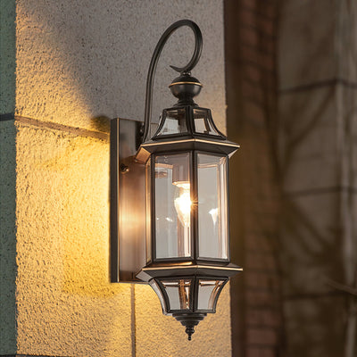 BrassElegance | Classic Durable Outdoor Wall Lamp for Elegant Gardens 2