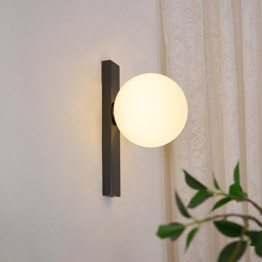 Circ 3720 | Modern Minimalist Black LED Wall Light for Indoor Spaces 8