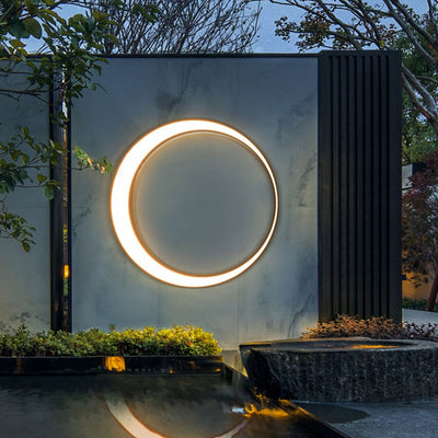 LunarGlow | Elegant Modern Outdoor Wall Lamp with Integrated LED Lighting 2