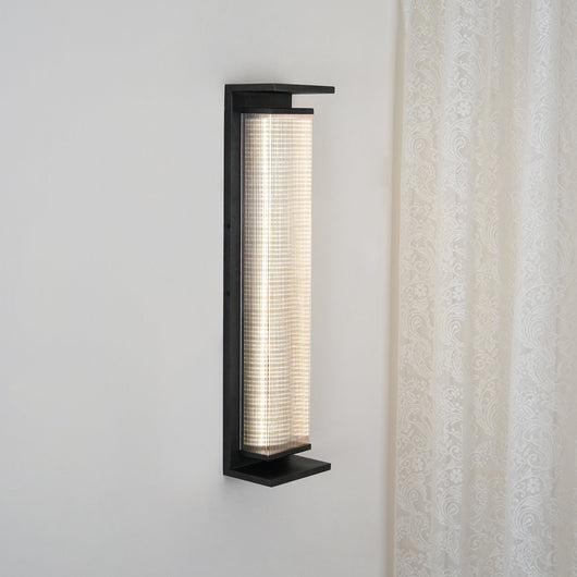LuxeBox | Modern Durable Outdoor Wall Lamp for Stylish Illumination 6