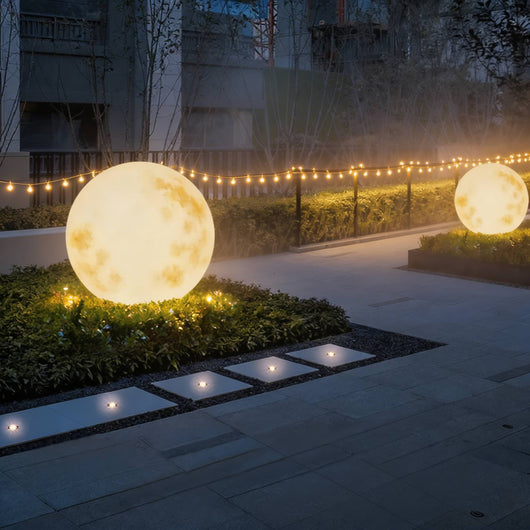 LuxeSolar | Stylish Waterproof Solar Garden Lights Ball for Outdoor LED Illumination 2