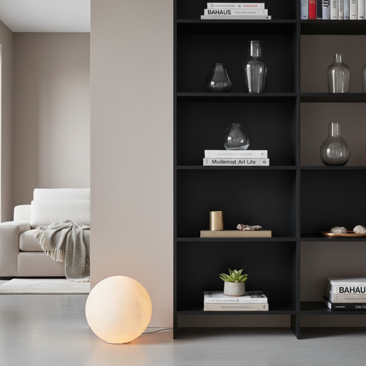 LuxeSphere | Modern Globe-Shaped Floor Lamp in Durable Resin for Living Room 1