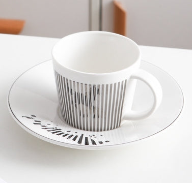 Nexa | Creative Coffee Mug with Moving Reflection for Unique Beverage Experience 4