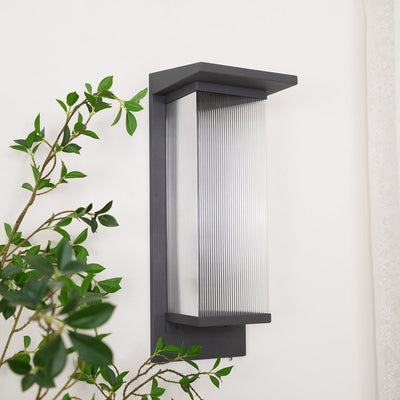 OleronBox | Elegant Minimalist Outdoor Wall Sconce with Integrated LED 4