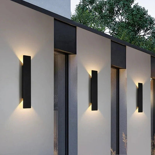 RainGuard | Modern Weatherproof LED Outdoor Wall Light in Durable Aluminum 0