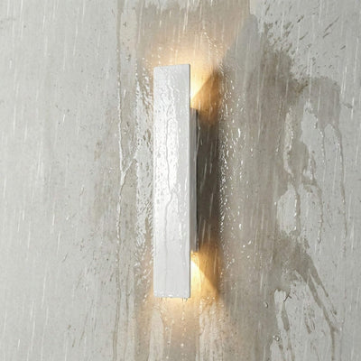 RainGuard | Modern Weatherproof LED Outdoor Wall Light in Durable Aluminum 5