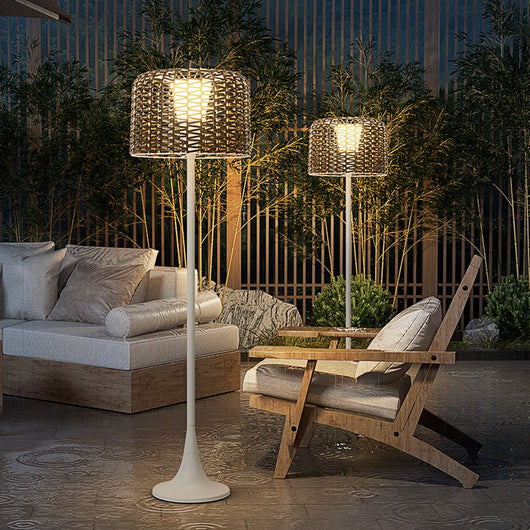 RattanGlow | Elegant Solar Outdoor Floor Lamp with Integrated LED Lighting 0